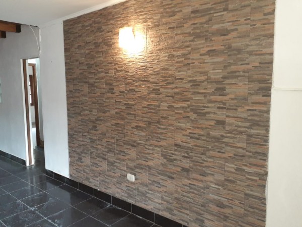 CASA 3 AMBIENTES CON PARQUE-BARRIO EL JARDIN