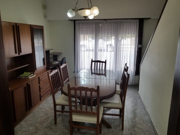 CASA 4 AMBIENTES VENTA TRES ARROYOS CENTRICA