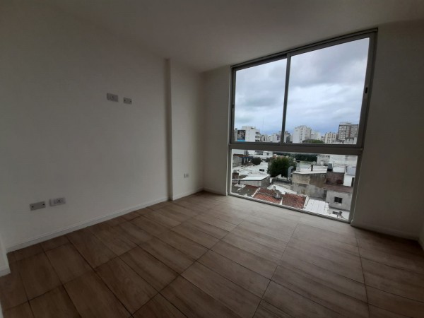 DEPARTAMENTO 3 AMBIENTES  CON COCHERA ZONA PLAZA PERALTA RAMOS MUY LUMINOSO