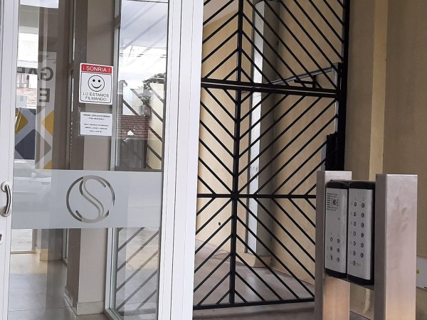 DEPARTAMENTO 3 AMBIENTES  CON COCHERA ZONA PLAZA PERALTA RAMOS MUY LUMINOSO