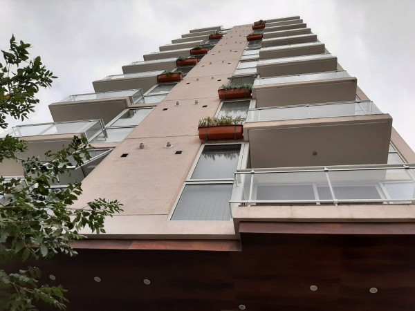 DEPARTAMENTO 3 AMBIENTES  CON COCHERA ZONA PLAZA PERALTA RAMOS MUY LUMINOSO