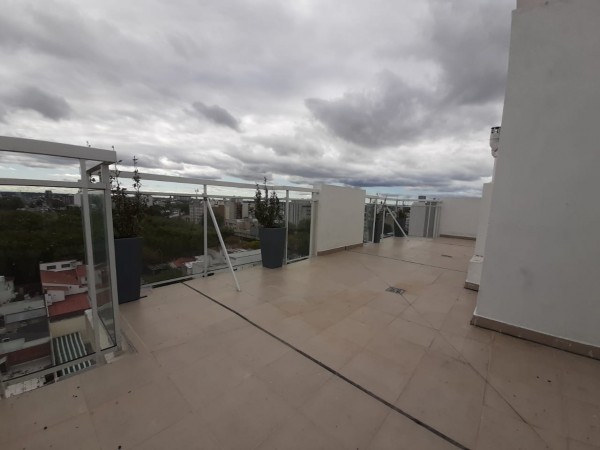 DEPARTAMENTO 3 AMBIENTES  CON COCHERA ZONA PLAZA PERALTA RAMOS MUY LUMINOSO