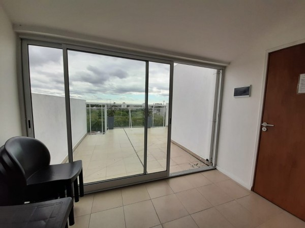 DEPARTAMENTO 3 AMBIENTES  CON COCHERA ZONA PLAZA PERALTA RAMOS MUY LUMINOSO