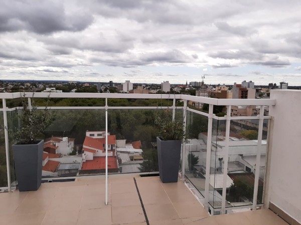 DEPARTAMENTO 3 AMBIENTES  CON COCHERA ZONA PLAZA PERALTA RAMOS MUY LUMINOSO