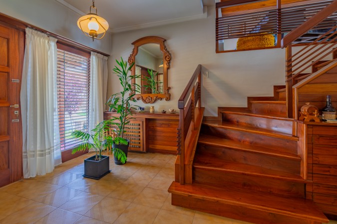 Venta increible casa de 5 ambientes mas departamento de 2 ambientes