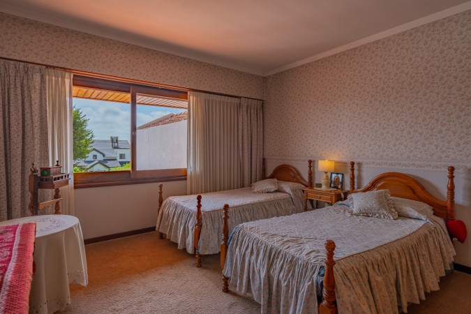 Venta increible casa de 5 ambientes mas departamento de 2 ambientes