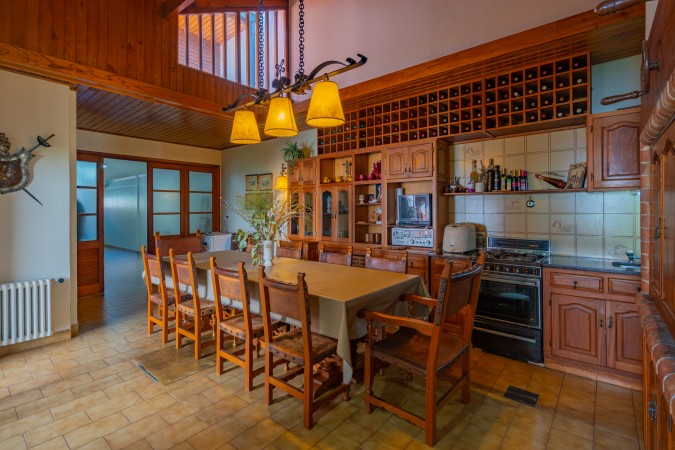 Venta increible casa de 5 ambientes mas departamento de 2 ambientes