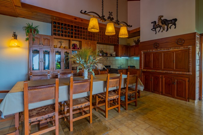 Venta increible casa de 5 ambientes mas departamento de 2 ambientes