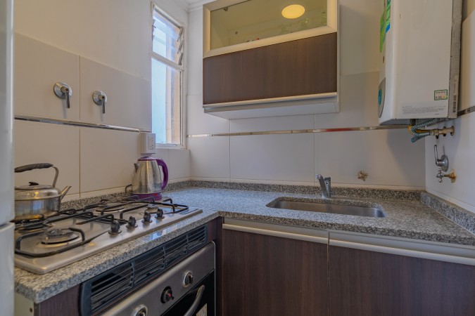 DEPARTAMENTO ZONA VARESE / VISTA LATERAL A VARESE