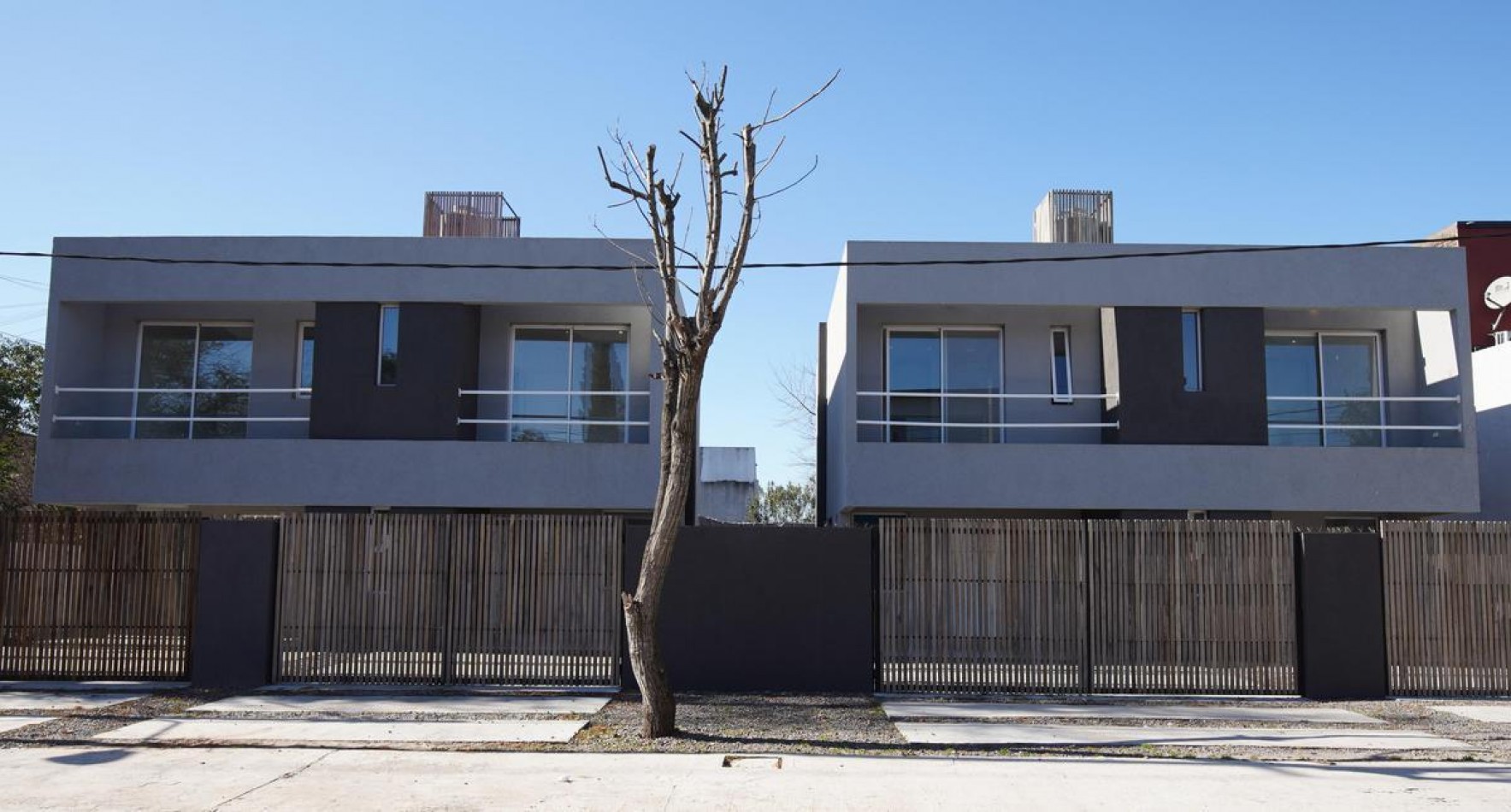 DUPLEX 3 AMBIENTES A ESTRENAR GBA NORTE PILAR 2 COCHERAS