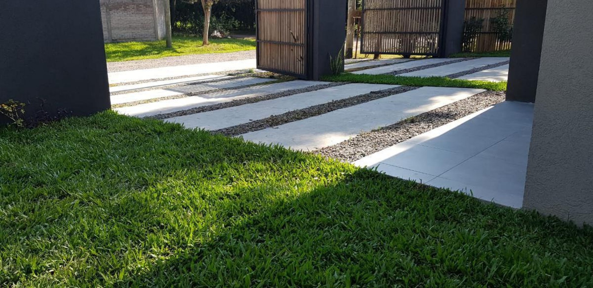 DUPLEX 3 AMBIENTES A ESTRENAR GBA NORTE PILAR 2 COCHERAS