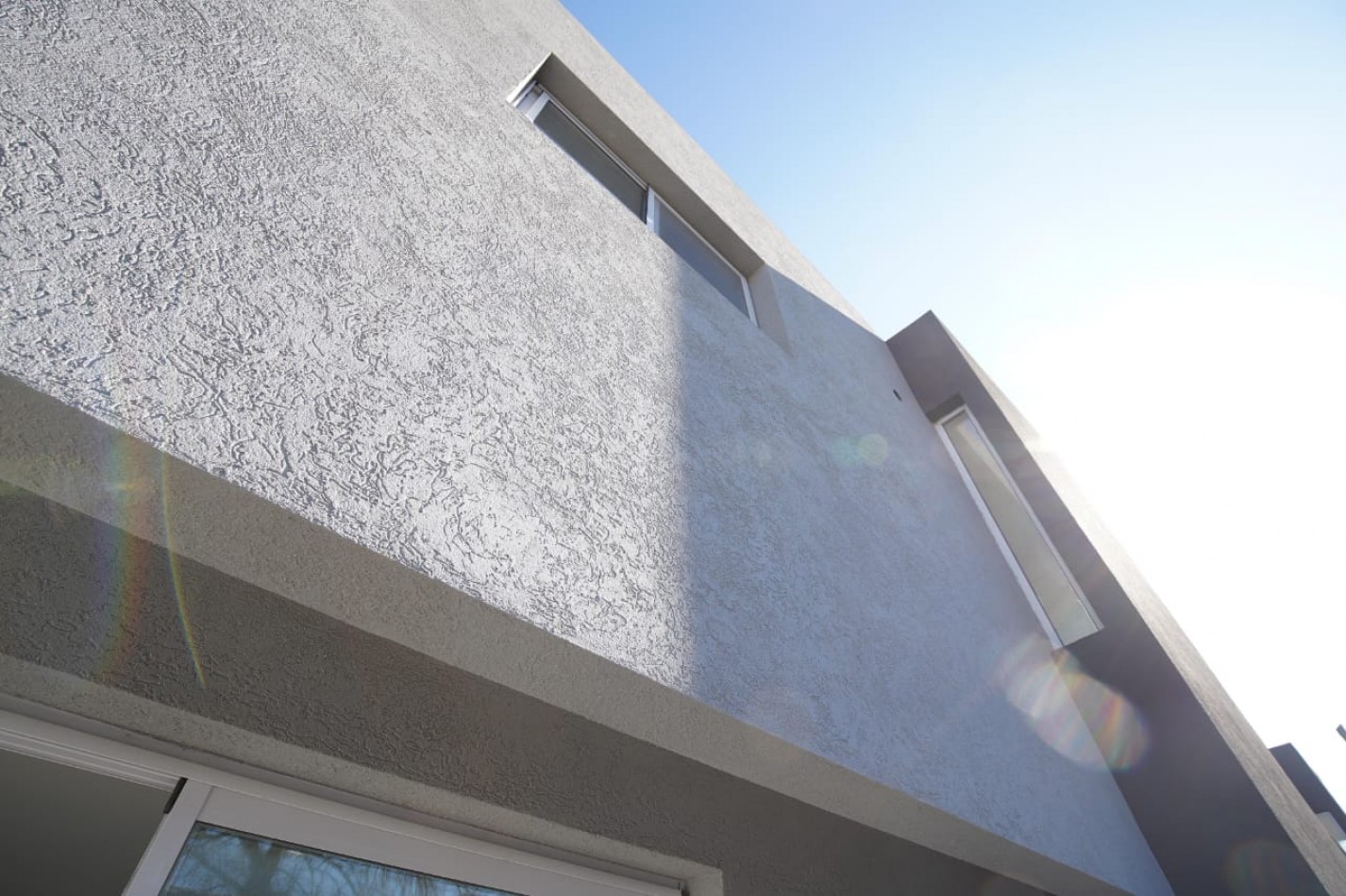 DUPLEX 3 AMBIENTES A ESTRENAR GBA NORTE PILAR 2 COCHERAS