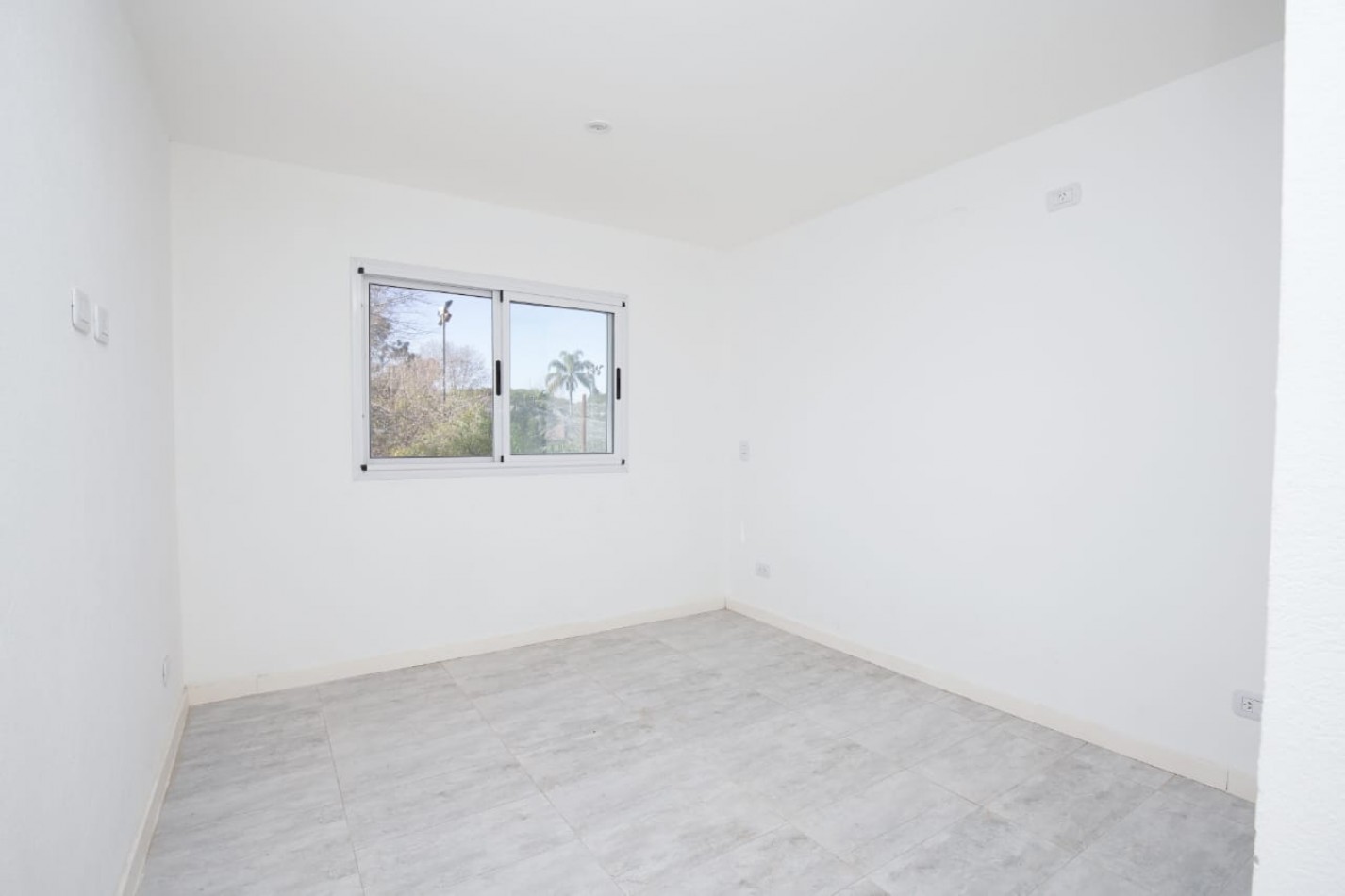 DUPLEX 3 AMBIENTES A ESTRENAR GBA NORTE PILAR 2 COCHERAS