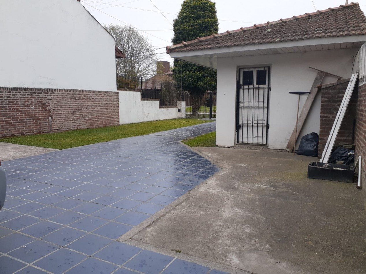 VENTA CASA 6 AMBIENTES -CAISAMAR -APTA 2 FAMILIAS-APTA CREDITO