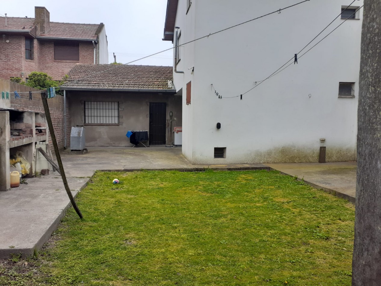 VENTA CASA 6 AMBIENTES -CAISAMAR -APTA 2 FAMILIAS-APTA CREDITO