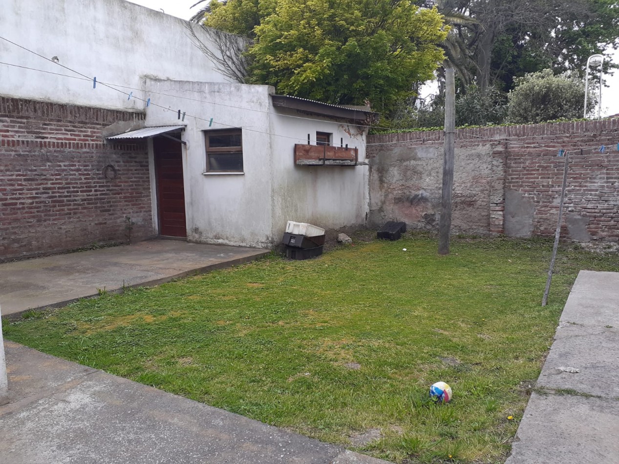 VENTA CASA 6 AMBIENTES -CAISAMAR -APTA 2 FAMILIAS-APTA CREDITO