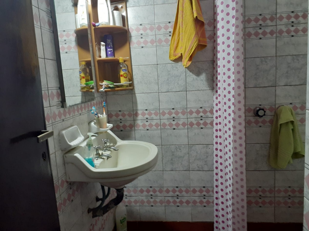 VENTA CASA 6 AMBIENTES -CAISAMAR -APTA 2 FAMILIAS-APTA CREDITO