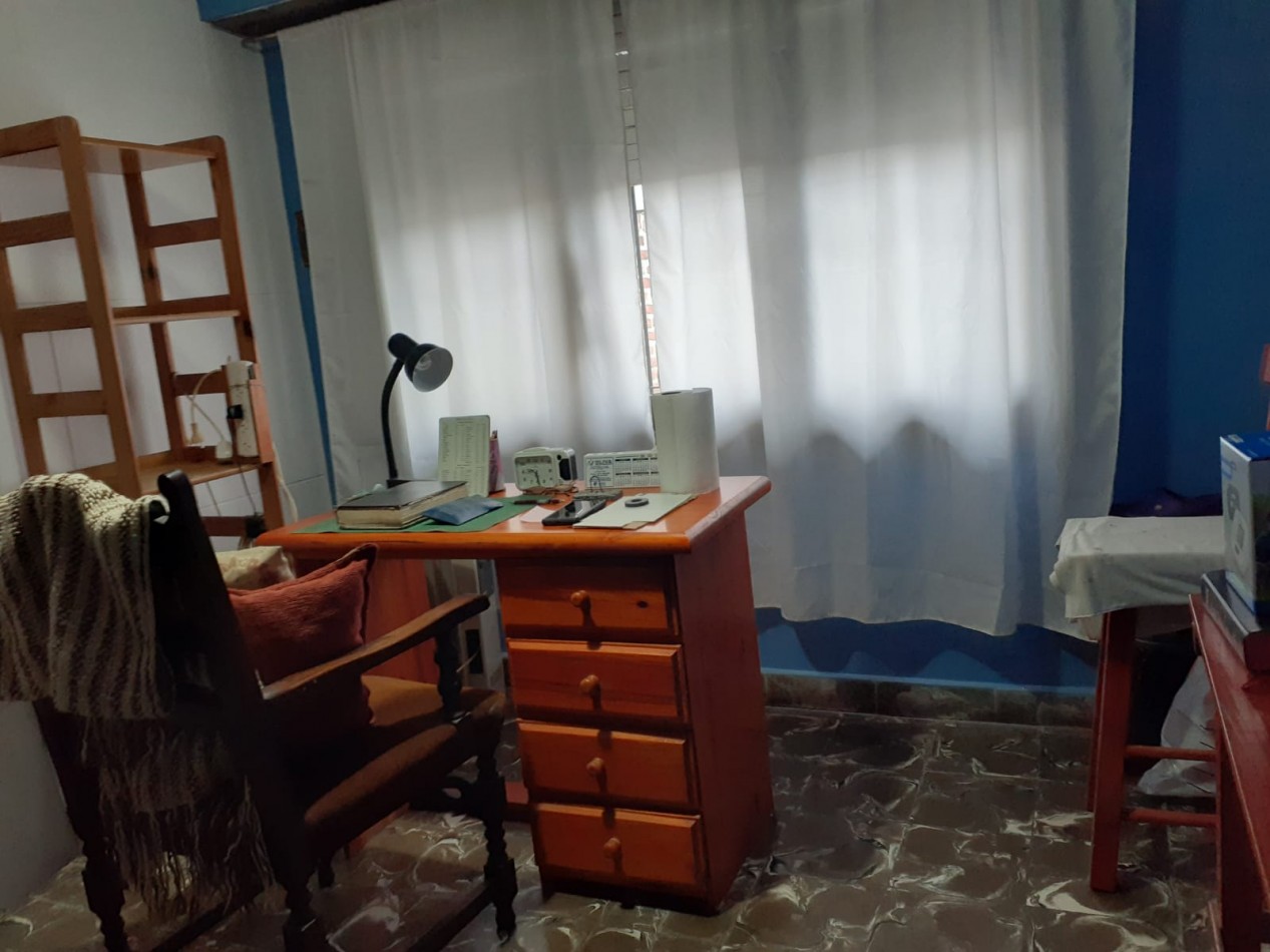 VENTA CASA 6 AMBIENTES -CAISAMAR -APTA 2 FAMILIAS-APTA CREDITO