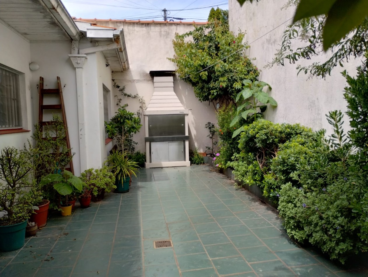 CASA 4 AMBIENTES , PUNTA MOGOTES A CUADRAS DEL MAR  APTA CREDITO
