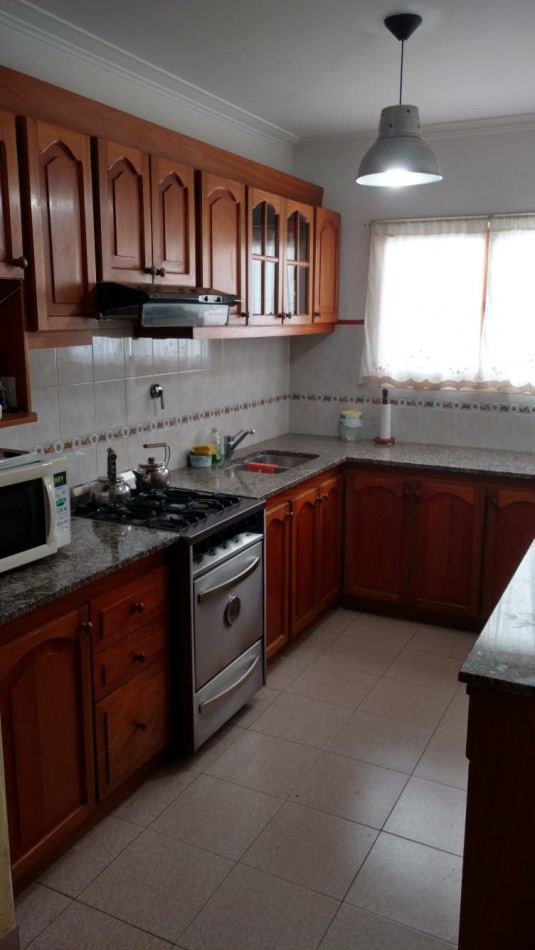 CASA 4 AMBIENTES , PUNTA MOGOTES A CUADRAS DEL MAR  APTA CREDITO