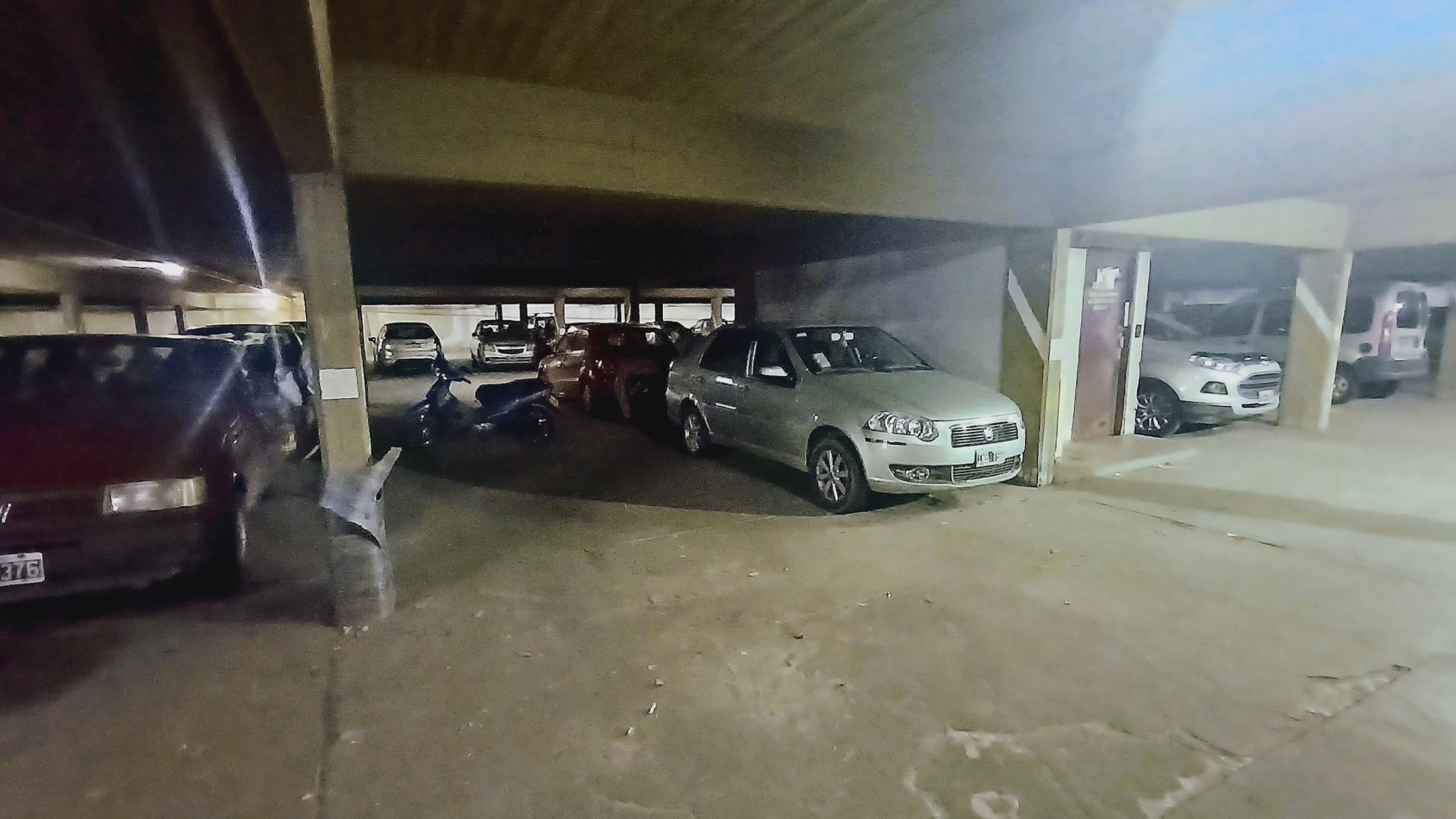 Venta Departamento 3 Ambientes al Frente con cochera