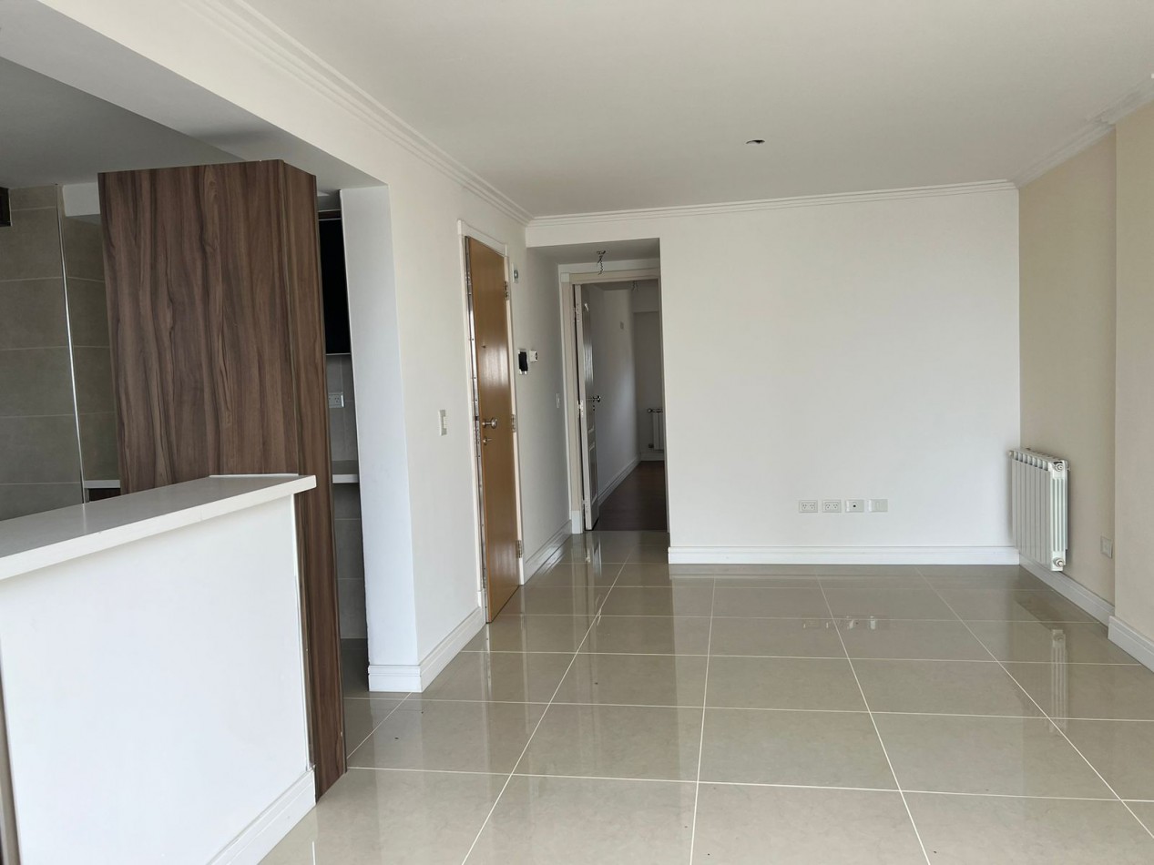 VENTA DEPARTAMENTO 2 AMBIENTES- BALCON Y VISTA AL MAR-  DAMAR 8 