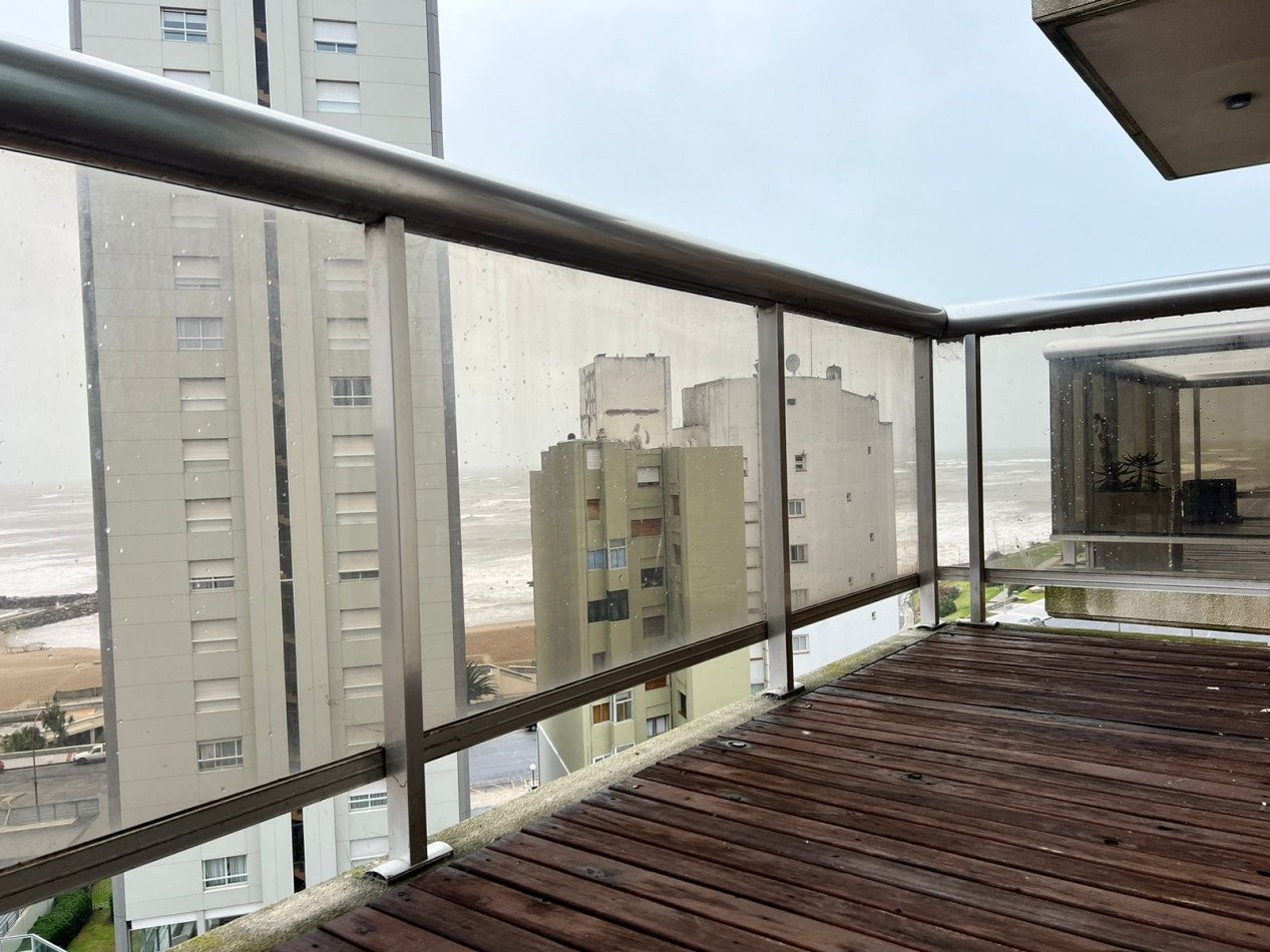 VENTA DEPARTAMENTO 2 AMBIENTES- BALCON Y VISTA AL MAR-  DAMAR 8 