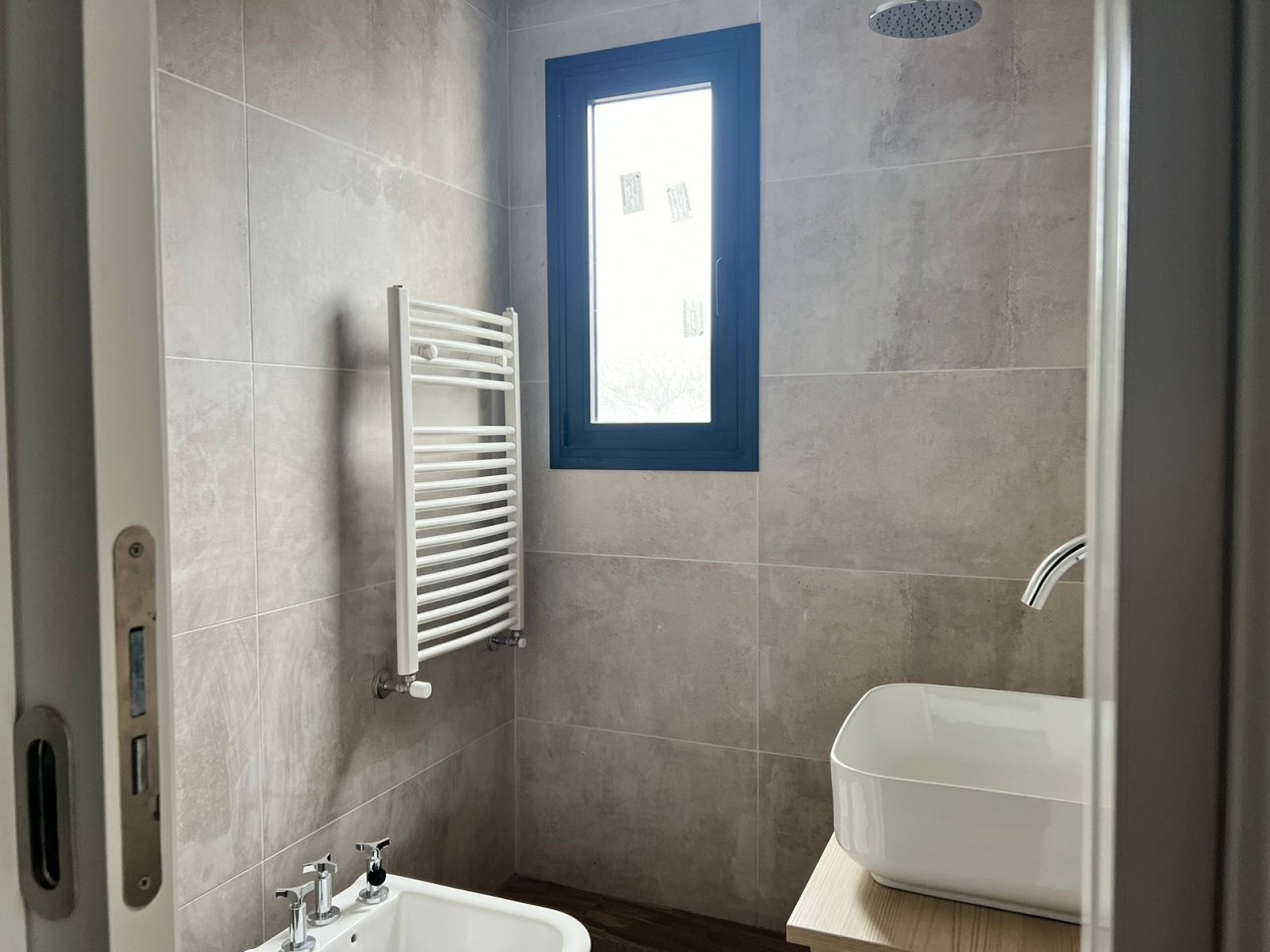 DEPARTAMENTOS DE 3 AMBIENTES C/ COCHERA - EDIFICIO DAMAR XI -