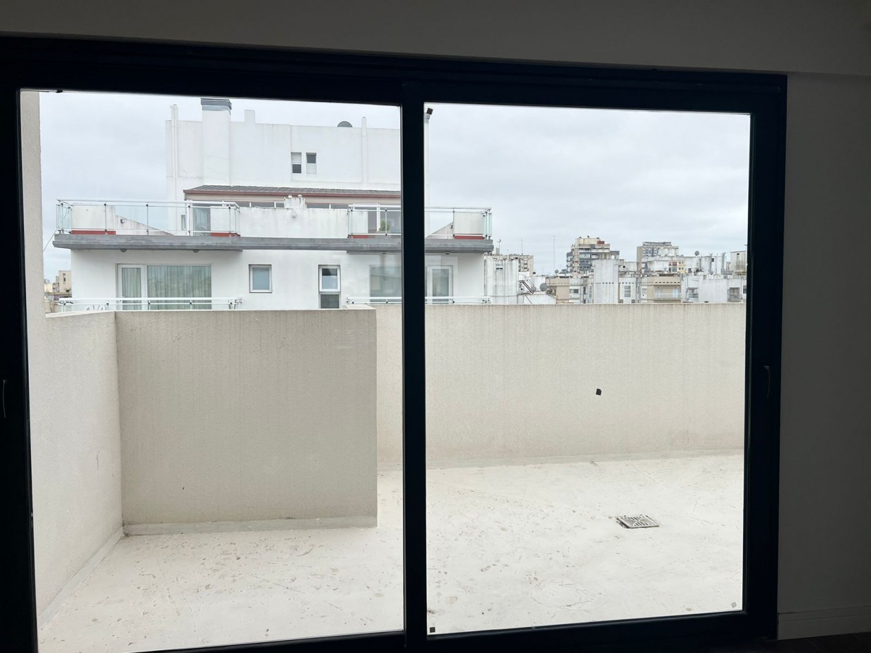 DEPARTAMENTOS DE 3 AMBIENTES C/ COCHERA - EDIFICIO DAMAR XI -