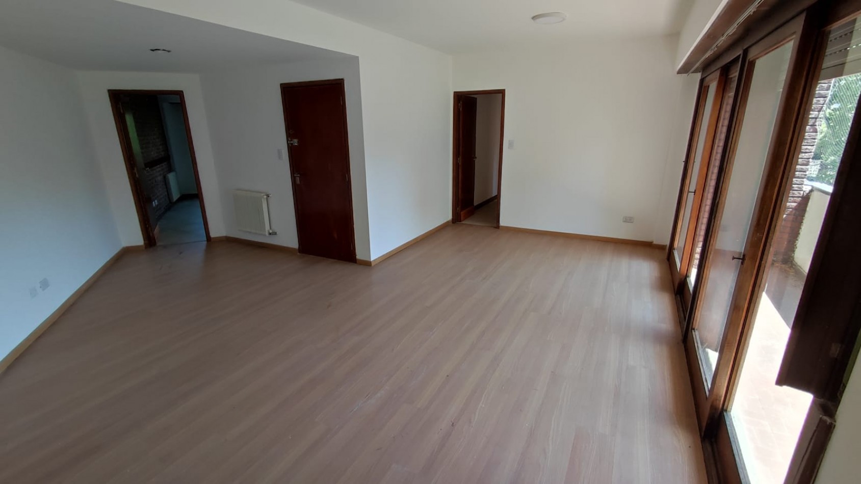 Piso 4 ambientes zona  centro Shopping los gallegos
