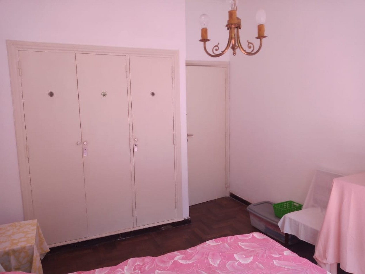 Venta casa zona Guemes.