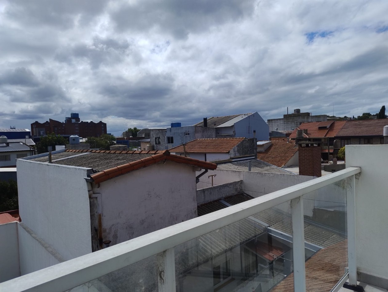 DEPARTAMENTO 2 AMB A ESTRENAR CON BALCON Y COCHERA 