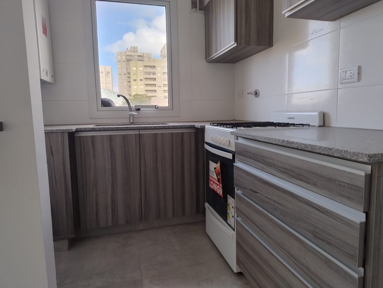 DEPARTAMENTO 2 AMB A ESTRENAR CON BALCON Y COCHERA 