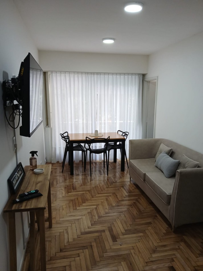 DEPARTAMENTO CON BALCON AL FRENTE- 29m2 - PLAZA COLON-APTO CREDITO