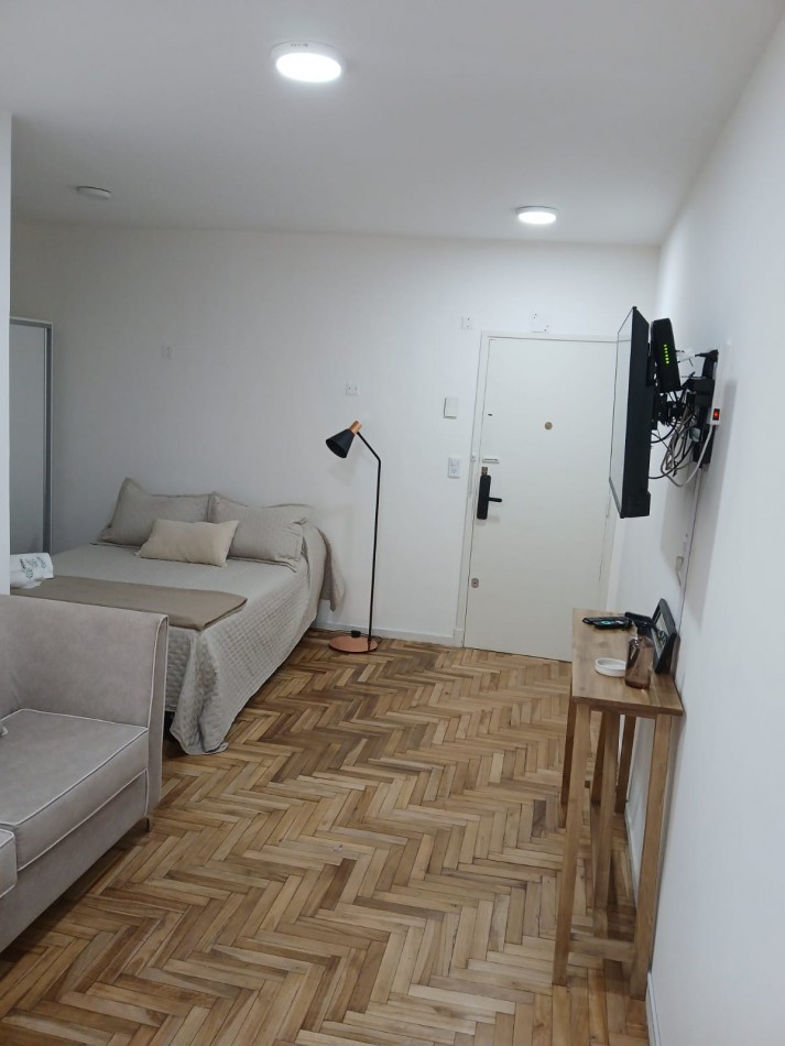 DEPARTAMENTO CON BALCON AL FRENTE- 29m2 - PLAZA COLON-APTO CREDITO