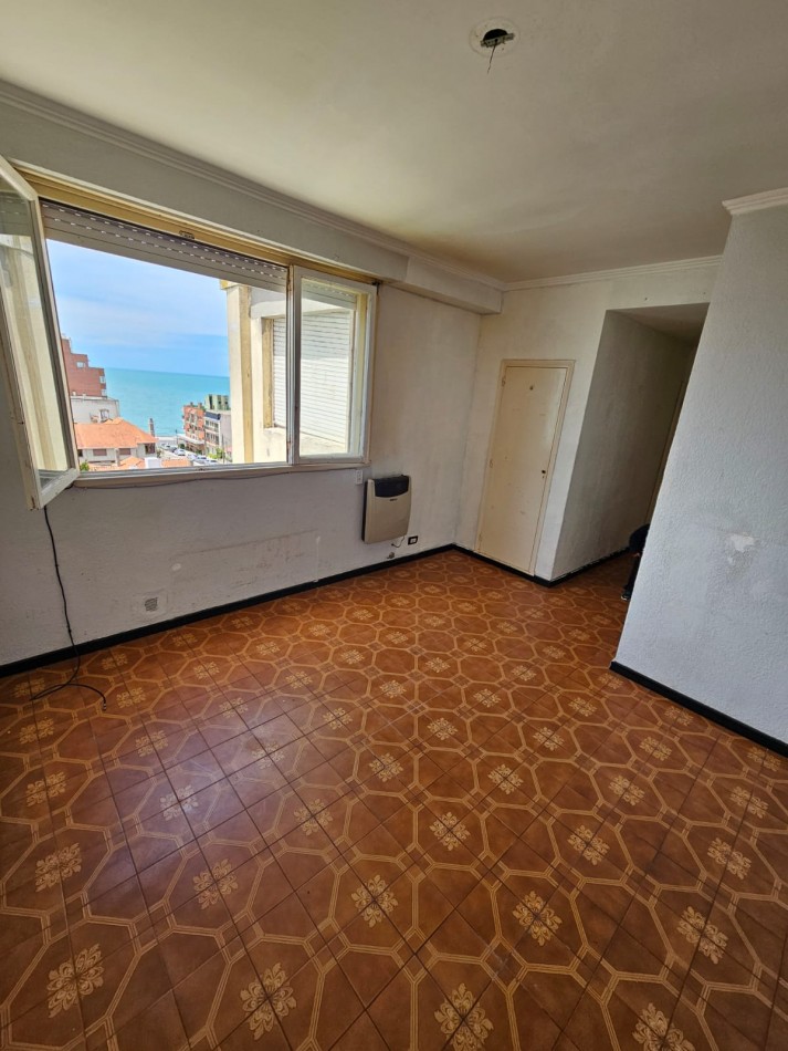 VENTA DEPARTAMENTO 2 AMBIENTES LATERAL CON DEPENDENCIA Y VISTA AL MAR LA PERLA