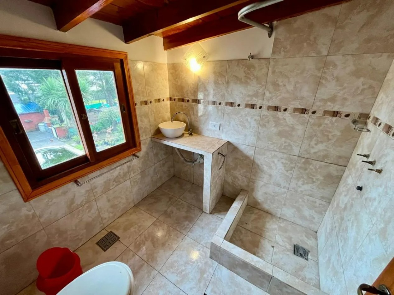 Casa 4 ambientes con pileta , Bosque Peralta Ramos 