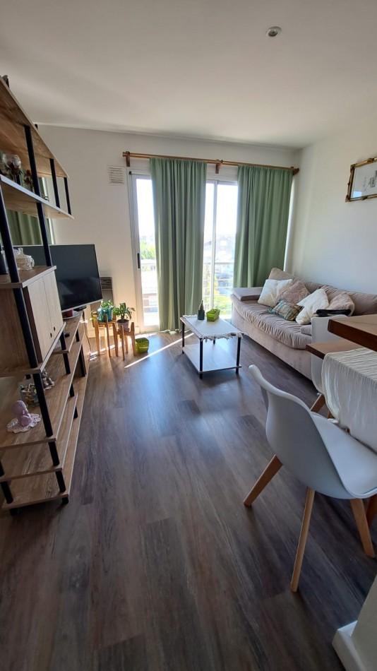 DEPARTAMENTO MONOAMBIENTO  CON BALCON ZONA HPC.