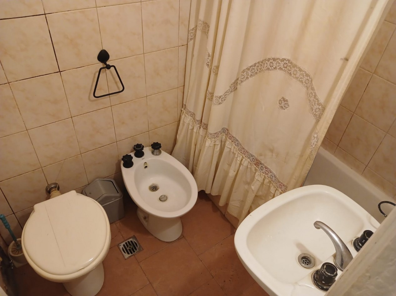 Venta Departamento 2 ambientes plaza colon