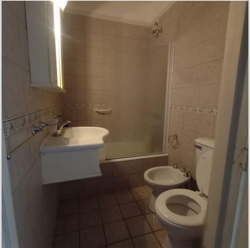 VENTA DEPARTAMENTO 2 AMBIENTES A LA CALLE CON BALCON ZONA ALDREY