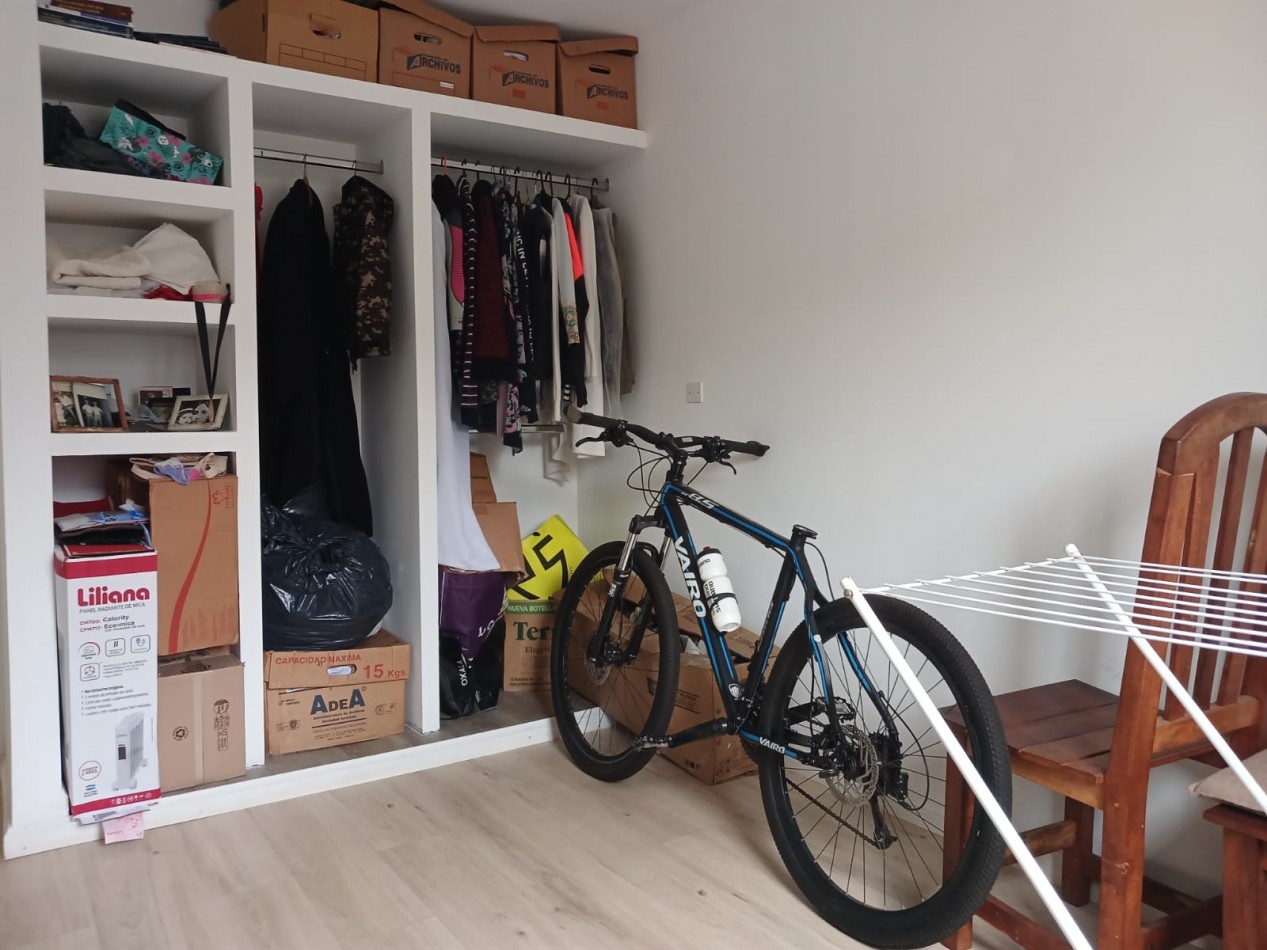 venta casa en ph, 3 ambientes independiente con entrada de auto.