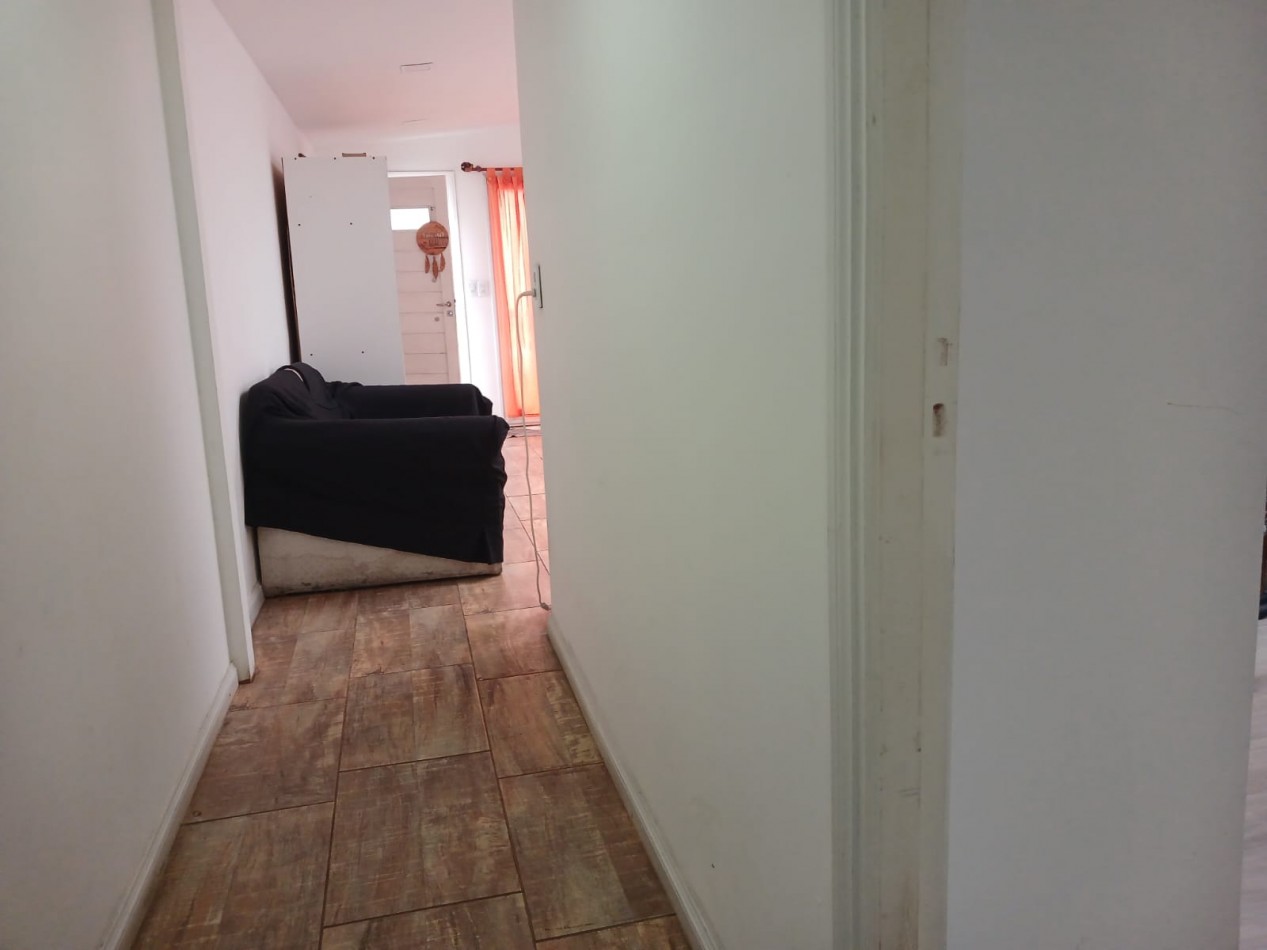 venta casa en ph, 3 ambientes independiente con entrada de auto.