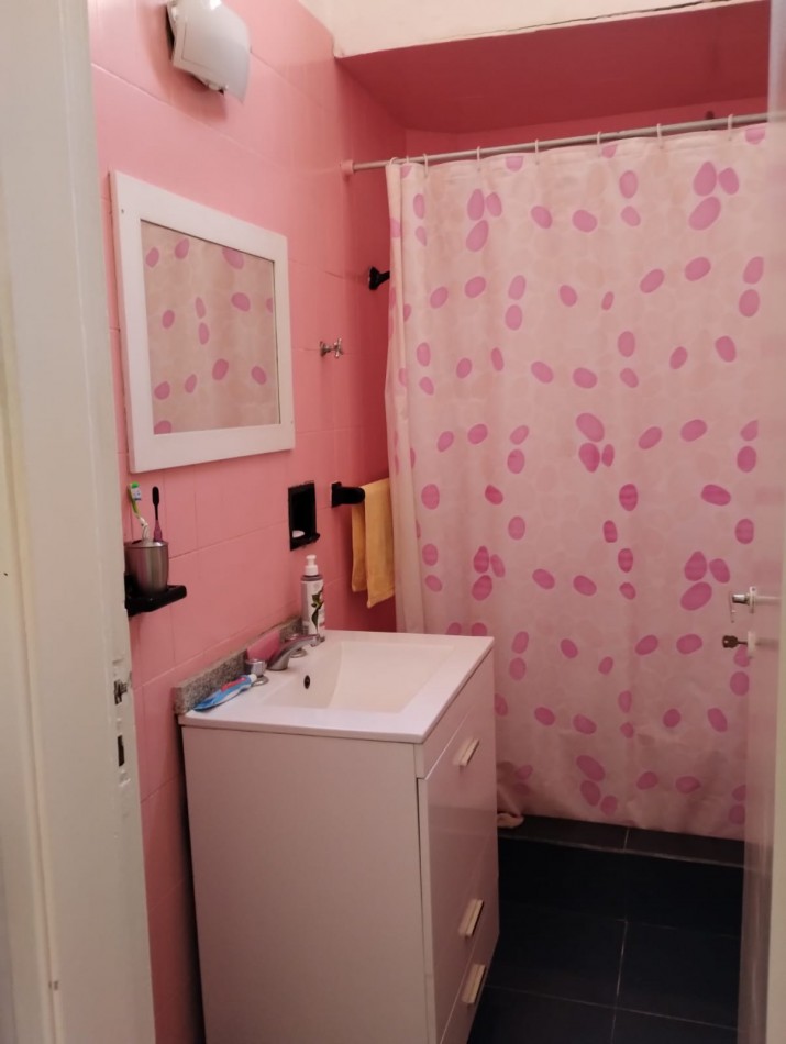 CASA 3 AMBBIENTES + DEPARTAMENTO 2 AMBIENTES 