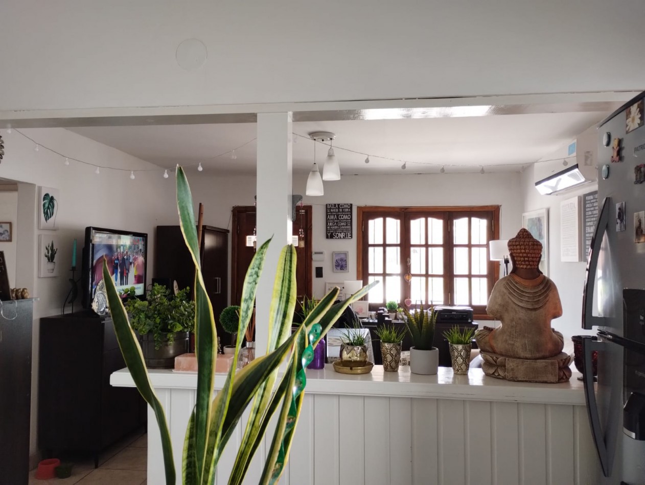 CASA 3 AMBBIENTES + DEPARTAMENTO 2 AMBIENTES 