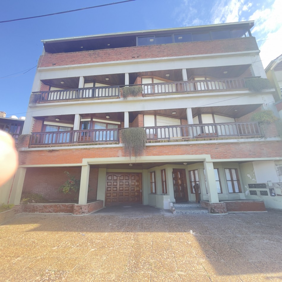 DEPARTAMENTO MONOAMBIENTE CON COCHERA PUNTA MOGOTES