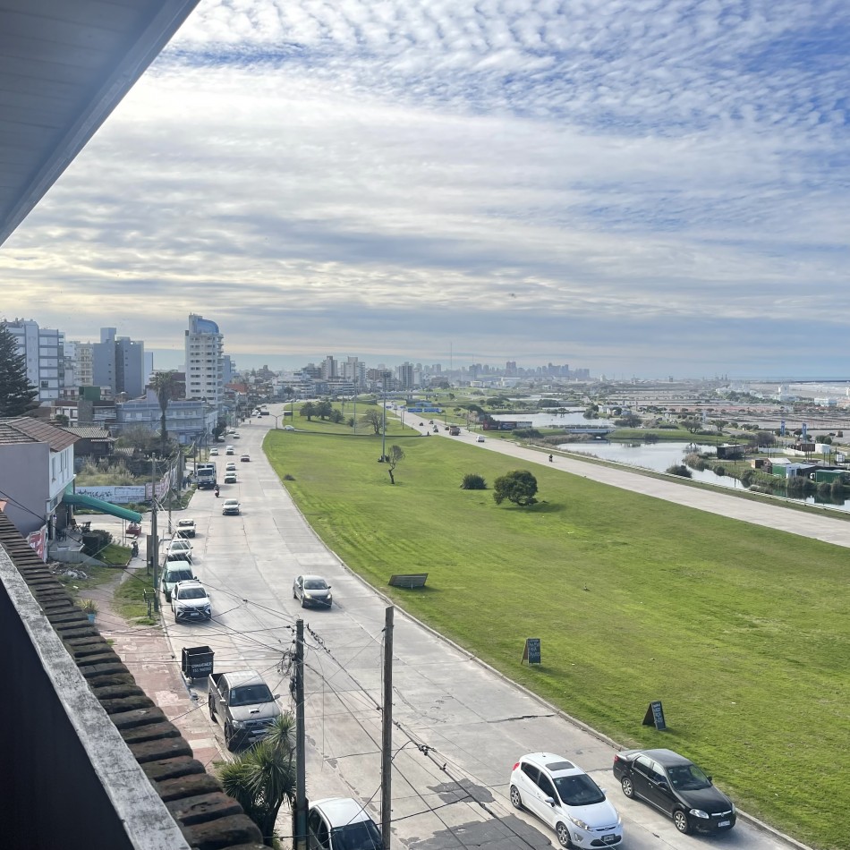 DEPARTAMENTO MONOAMBIENTE CON COCHERA PUNTA MOGOTES