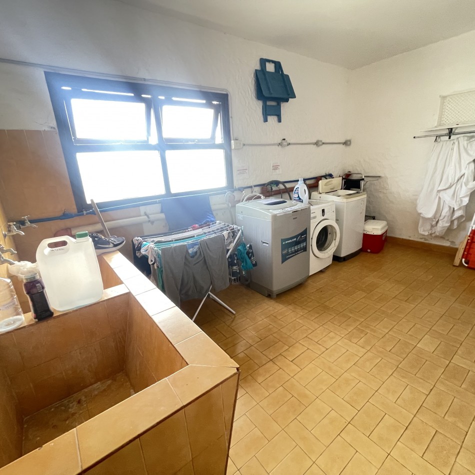 DEPARTAMENTO MONOAMBIENTE CON COCHERA PUNTA MOGOTES