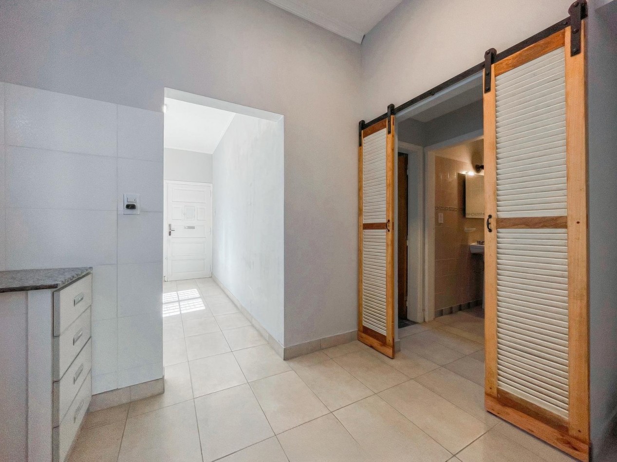 Venta Casa 2amb con garaje y patio Apto Credito