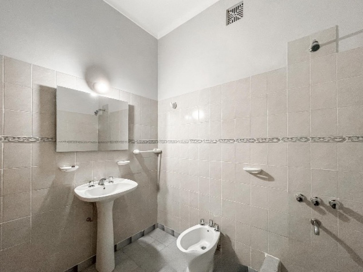 Venta Casa 2amb con garaje y patio Apto Credito