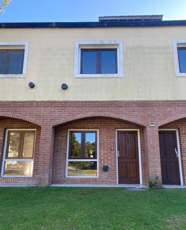 DEPARTAMENTO 4 AMBIENTES CON PARQUE Y PARRILLA. PINAMAR